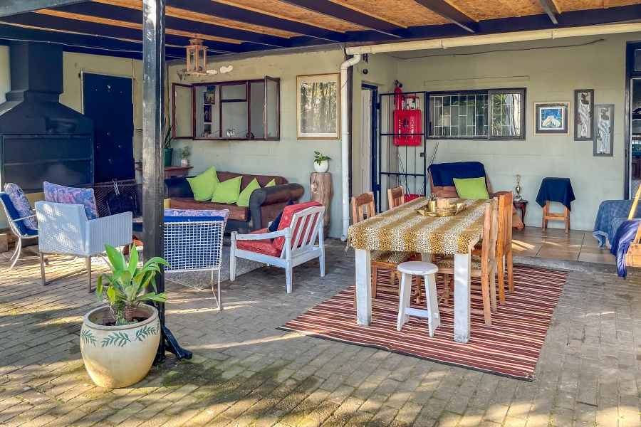 4 Bedroom Property for Sale in Knysna Central Western Cape